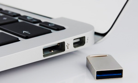 1С:Бухгалтерия 8 ПРОФ (USB) на 1С:Бухгалтерия 8 для Казахстана (USB)